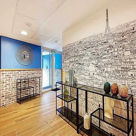 With Rooftop Access - 4p - Vanves 3*