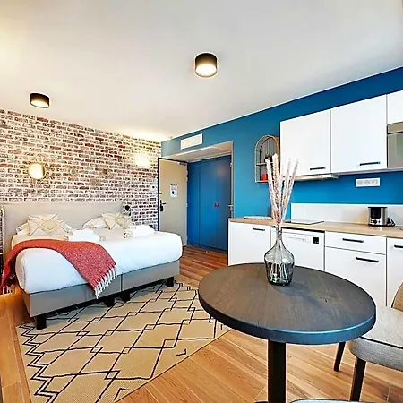 With Rooftop Access - 4p - Vanves Hotel Paris